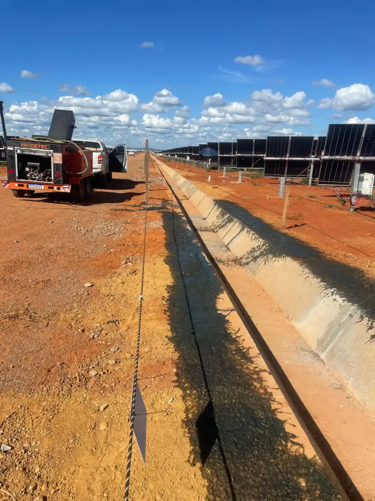 hidrossemeadura para parques solares